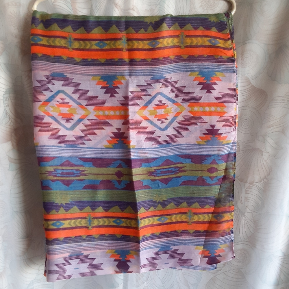 *Sale* Infinity Scarf - Picture 2 of 4